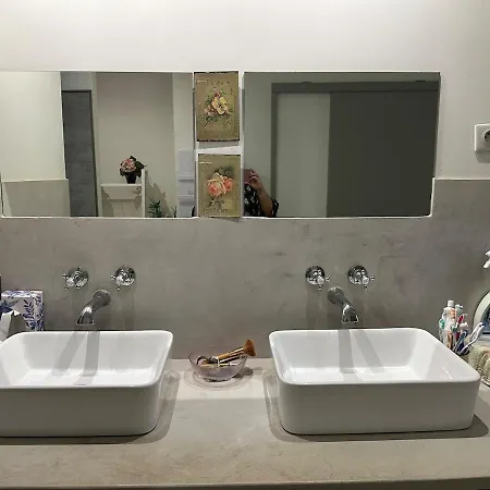 Belle Contemporaine Avec Piscine *