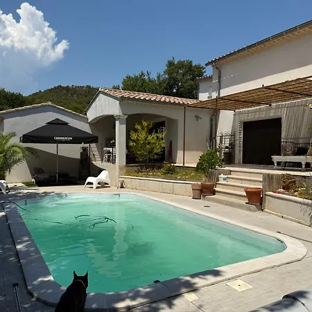 Belle Contemporaine Avec Piscine *