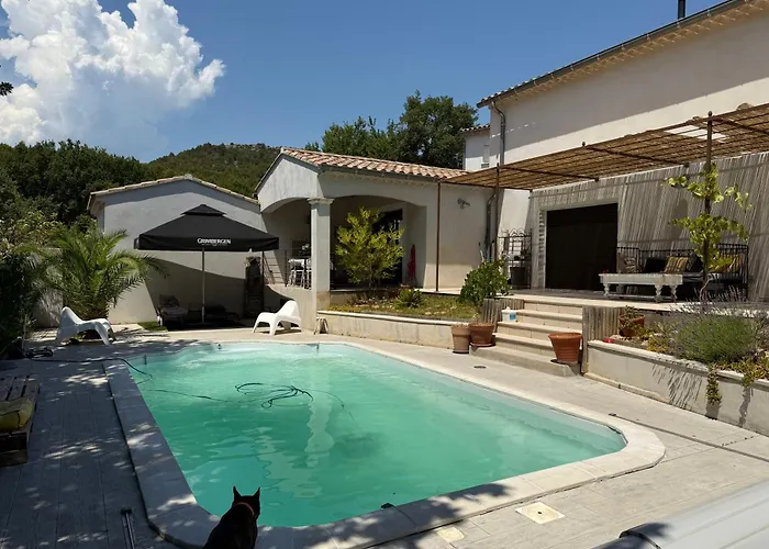Belle Contemporaine Avec Piscine *