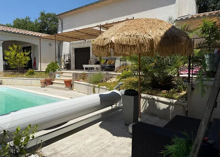 Belle Contemporaine Avec Piscine Casa de Férias *